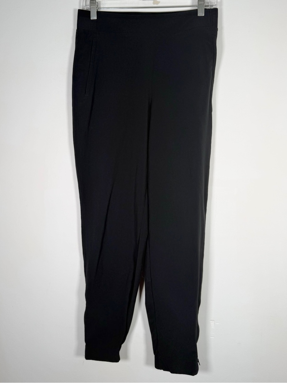 Athleta Women’s Size 6 Black Pull-On Jogger Pants Brooklyn Heights High Rise